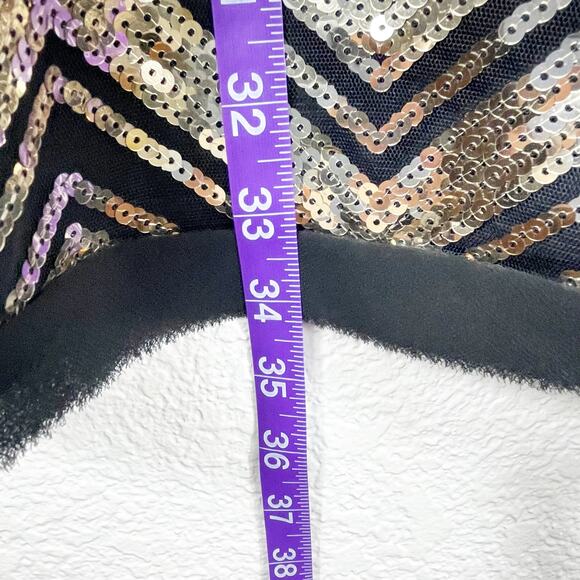 Vince Camuto Black Gold Sequin Dress Chevron Sleeveless Lined Fringe Hem Gatsby - Picture 11 of 12
